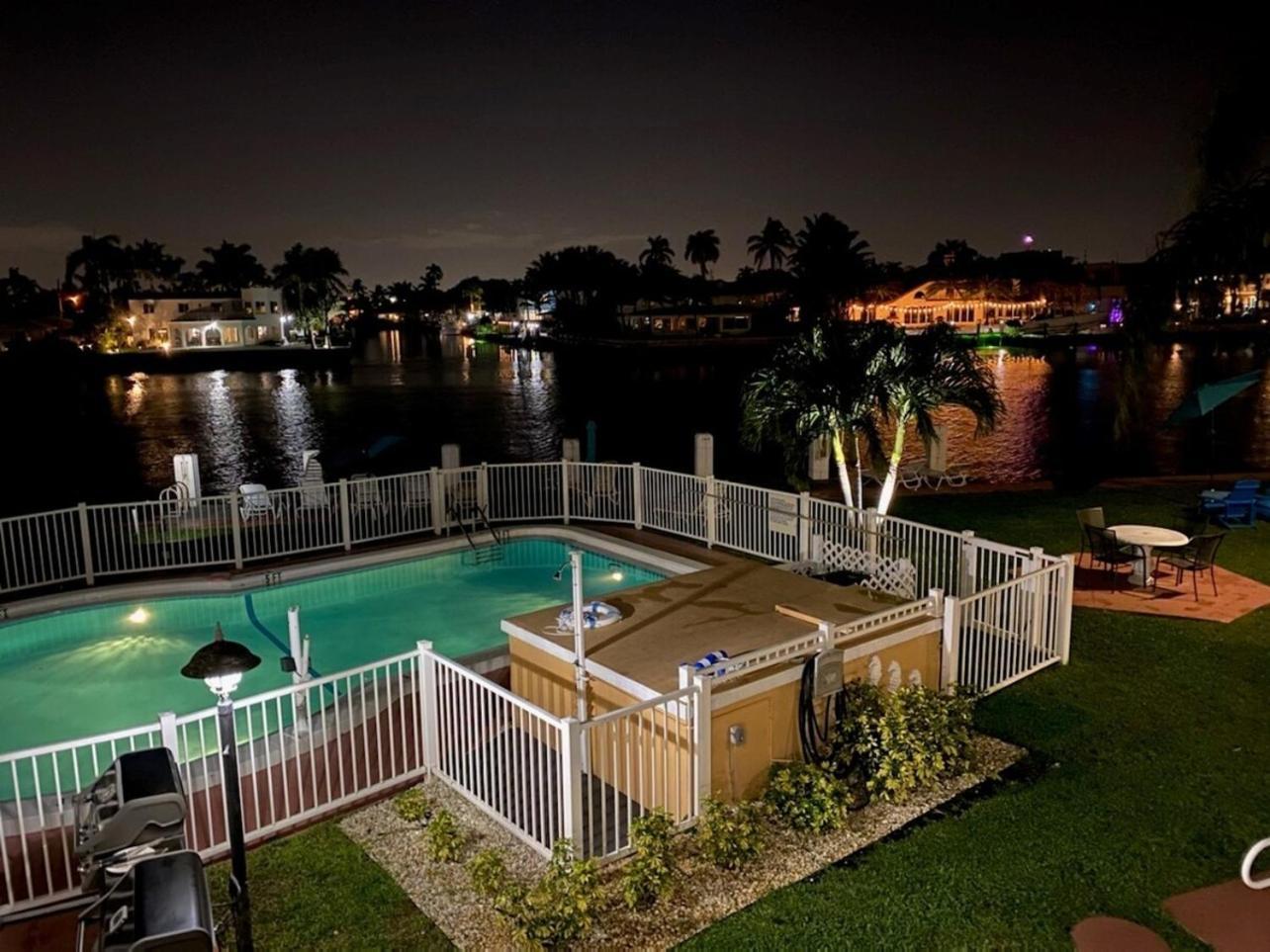 Studio Intracoastal Views! 5 Min Walk To The Beach Villa ปอมปาโนบีช ภายนอก รูปภาพ