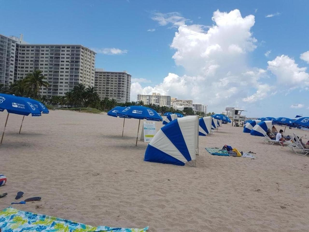 Studio Intracoastal Views! 5 Min Walk To The Beach Villa ปอมปาโนบีช ภายนอก รูปภาพ