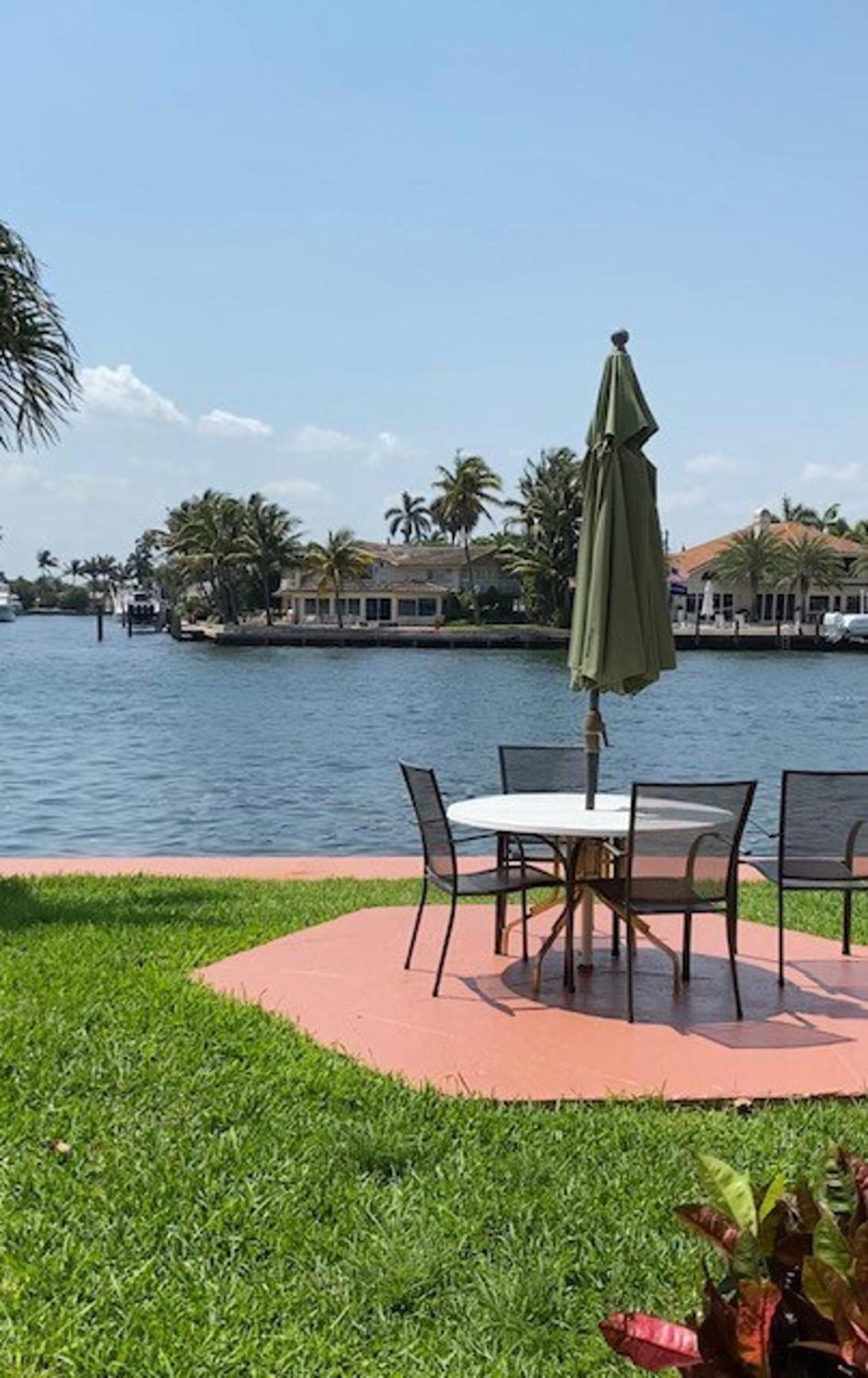 Studio Intracoastal Views! 5 Min Walk To The Beach Villa ปอมปาโนบีช ภายนอก รูปภาพ