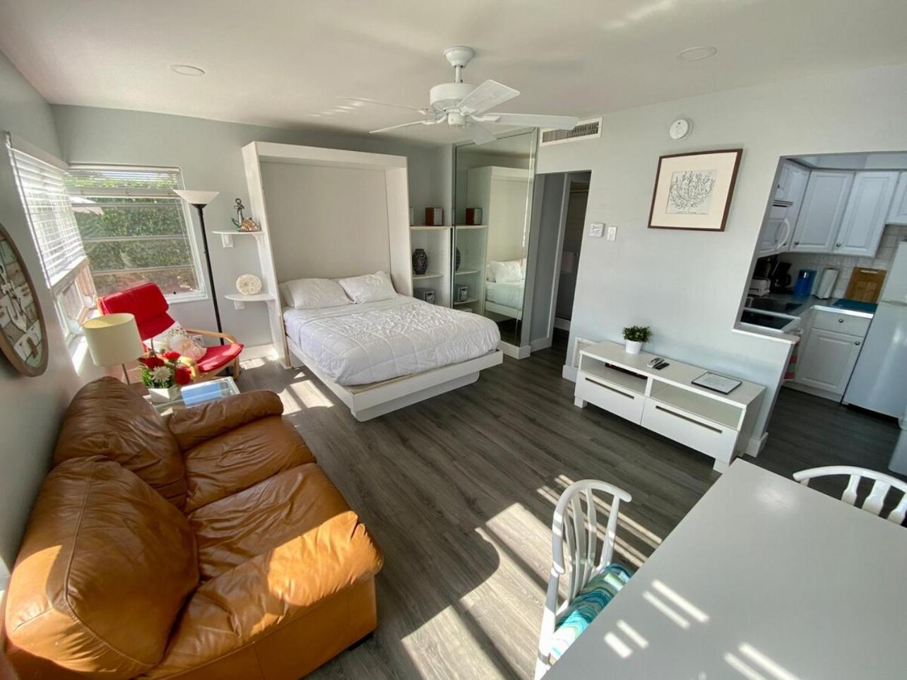 Studio Intracoastal Views! 5 Min Walk To The Beach Villa ปอมปาโนบีช ภายนอก รูปภาพ